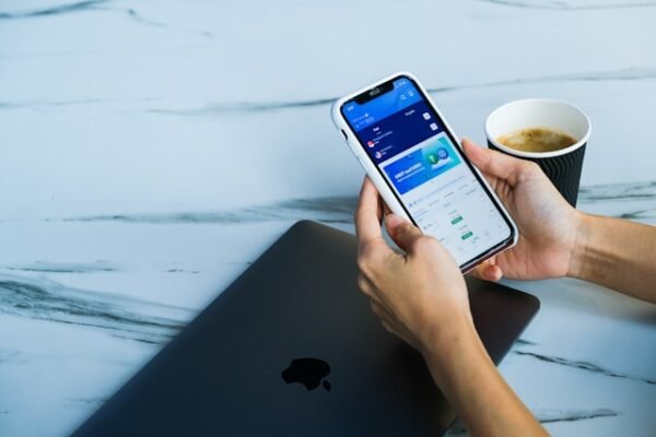 Top Fintech Apps to Manage Your Money in 2026